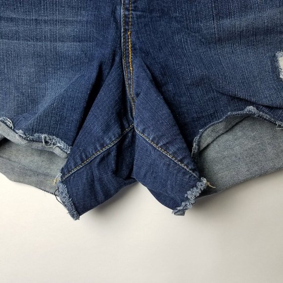 Torrid Womens Denim Shorts Cut Off Distressed US Flag Patch Pockets Size 24 - Picture 4 of 9